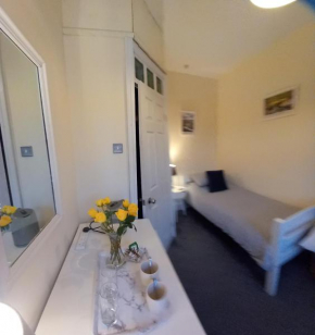 2 Bodwen Villas